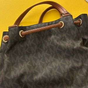 Michael Kors, leather bag